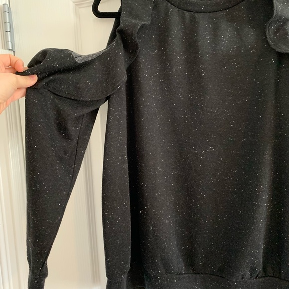 Maternity Sweater with open shoulders - Picture 2 of 2